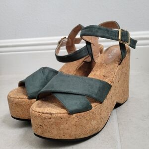 Valija Green Platform Cork Sandals